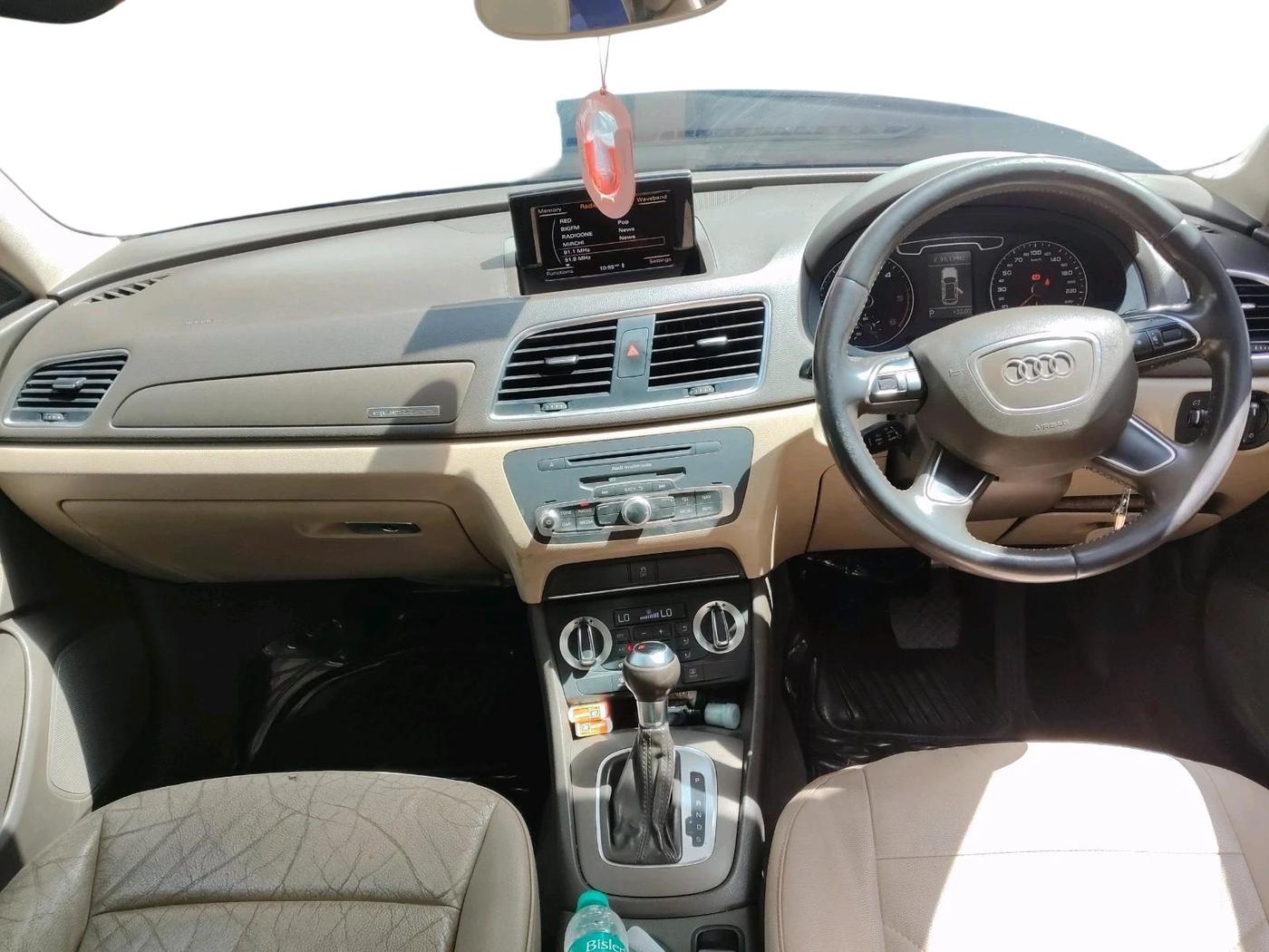 2014 Audi Q3 2.0 TDI QUATTRO, Diesel, Automatic, 1,85,468 km, interior