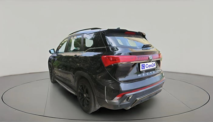 2024 MG HECTOR PLUS Sharp Pro Blackstorm 1.5 Turbo Petrol CVT 7 STR, Petrol, Automatic, 24,986 km, exterior