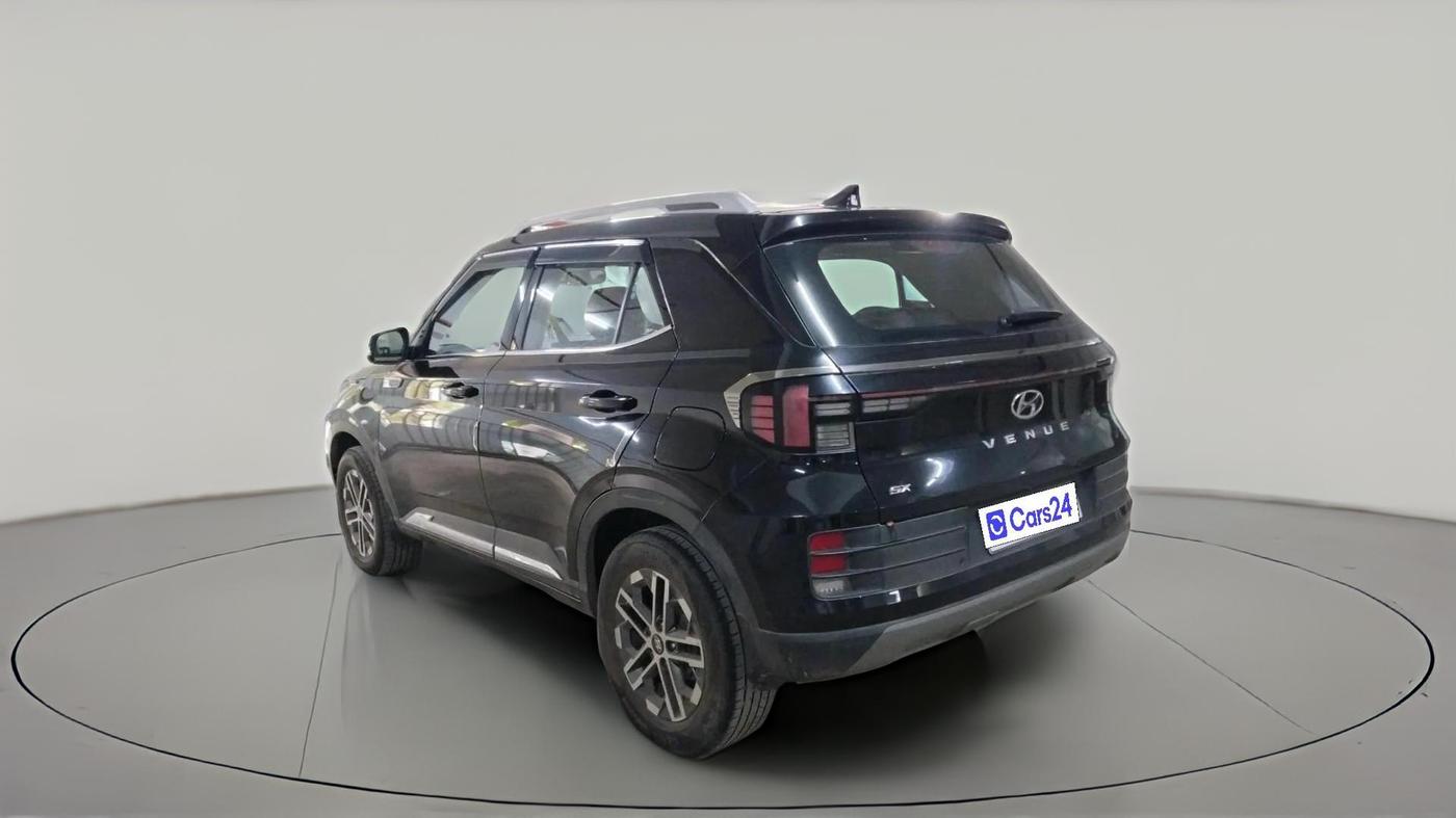2025 Hyundai VENUE SX 1.5 CRDI, Diesel, Manual, 52,730 km, exterior