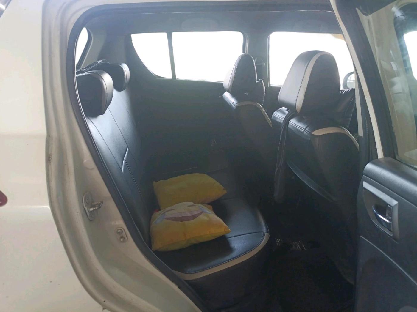 2012 Maruti Swift VXI, Petrol, Manual, 65,274 km, interior