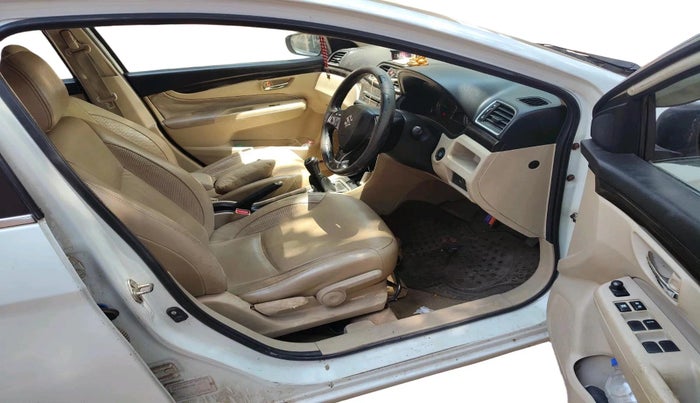 2015 Maruti Ciaz ZDI+, Diesel, Manual, 99,941 km, interior