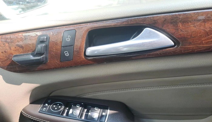 2014 Mercedes Benz Ml Class 250 CDI, Diesel, Automatic, 1,64,839 km, interior