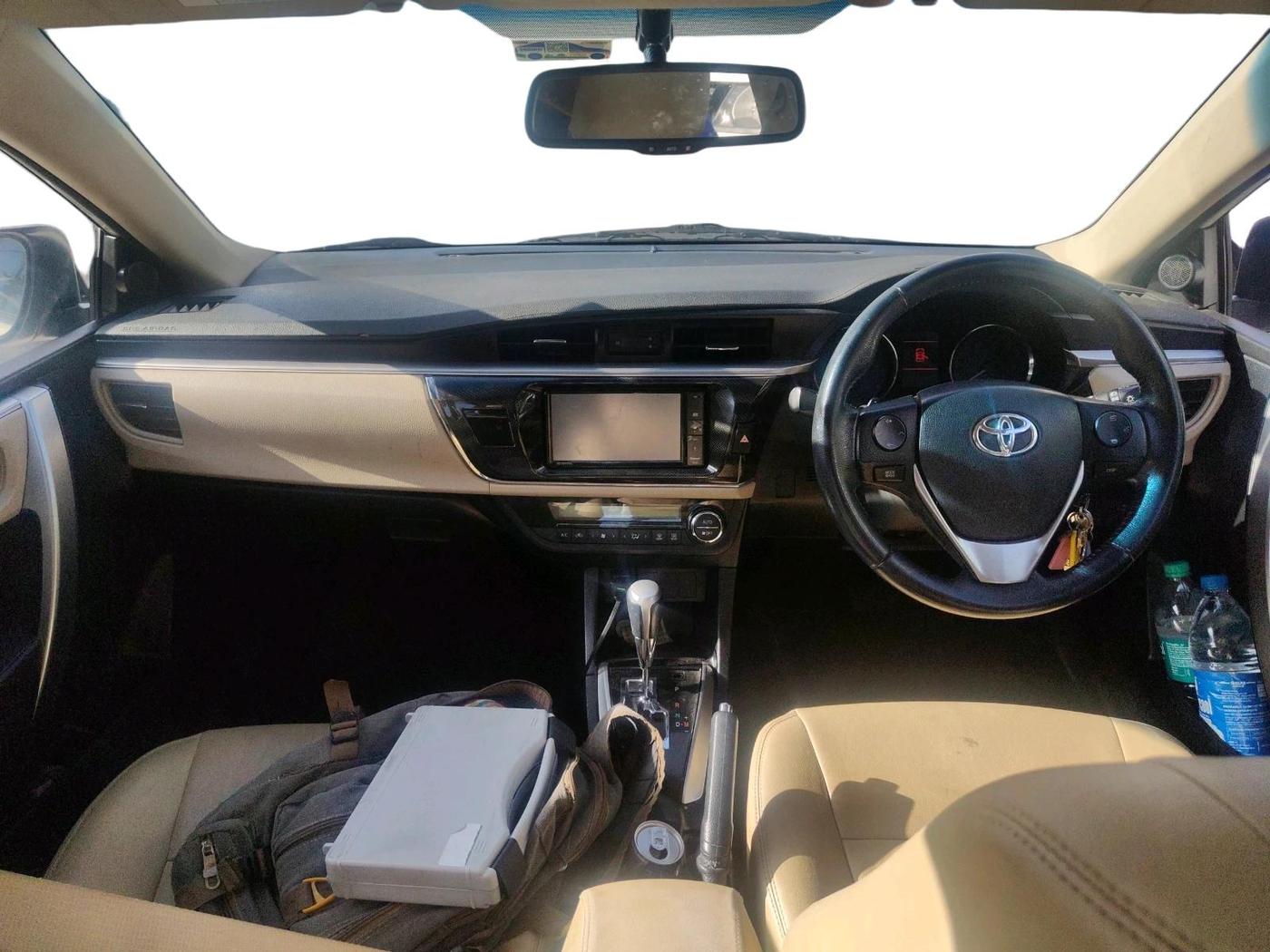 2014 Toyota Corolla Altis G AT PETROL, Petrol, Automatic, 40,943 km, interior