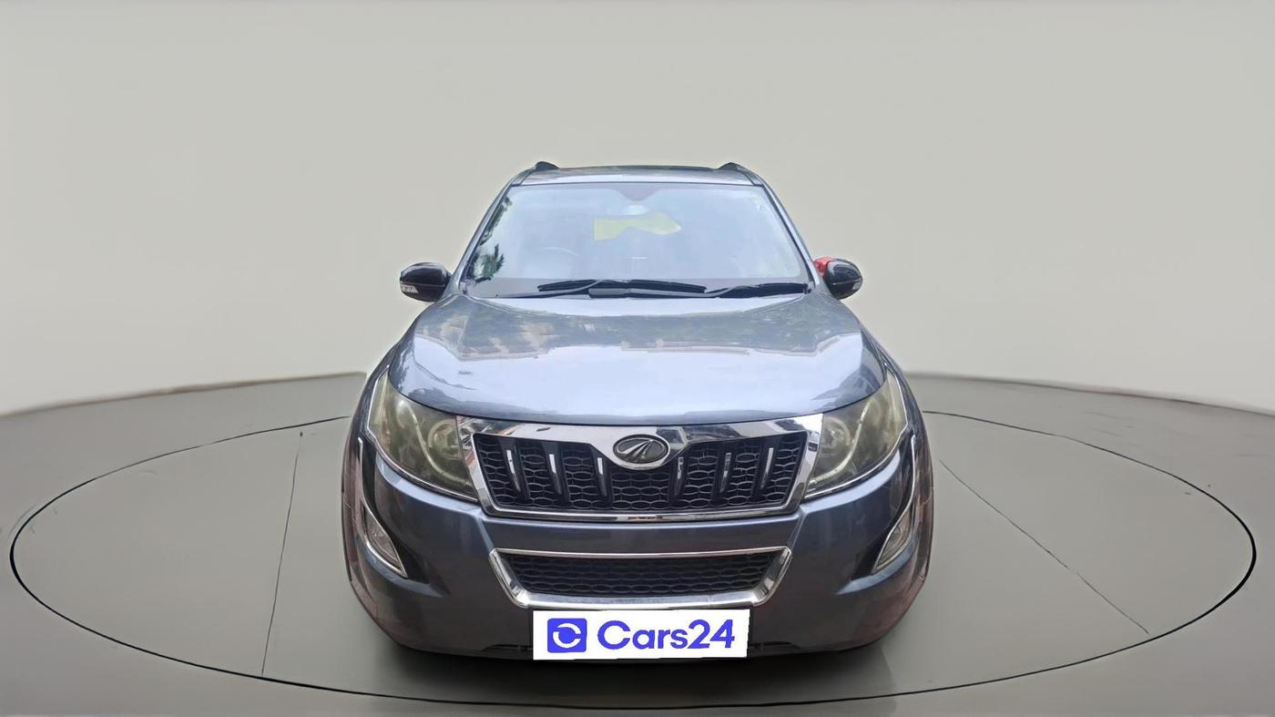 2015 Mahindra XUV500 W10, Diesel, Manual, 59,236 km, exterior