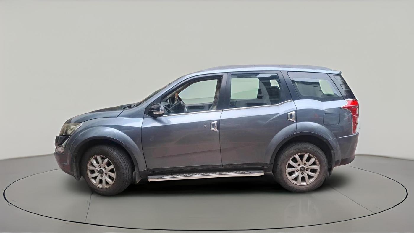 2015 Mahindra XUV500 W10, Diesel, Manual, 59,236 km, exterior
