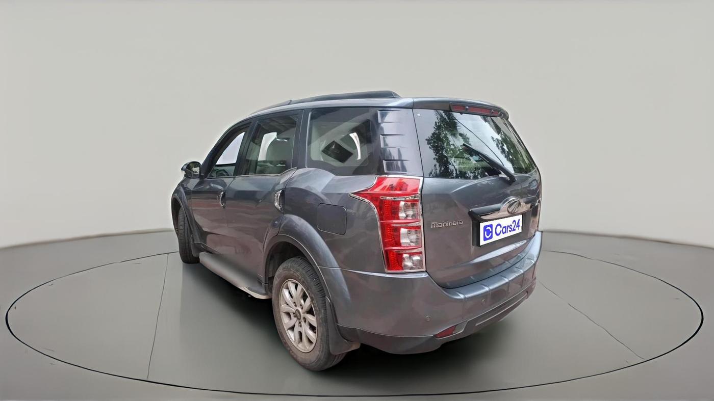 2015 Mahindra XUV500 W10, Diesel, Manual, 59,236 km, exterior