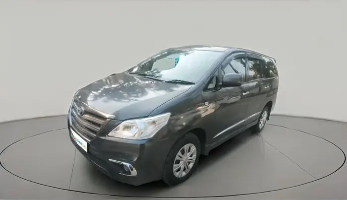 2015 Toyota Innova 2.5 GX 8 STR, Diesel, Manual, 1,41,500 km, exterior