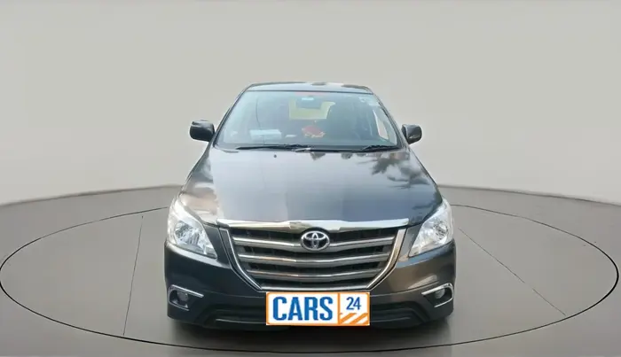 2015 Toyota Innova 2.5 GX 8 STR, Diesel, Manual, 1,41,500 km, exterior