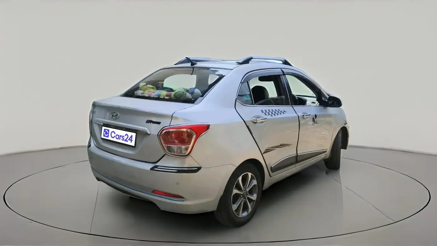 2015 Hyundai Xcent SX AT 1.2 (O), Petrol, Automatic, 72,573 km, exterior