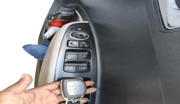 2015 Hyundai Xcent SX AT 1.2 (O), Petrol, Automatic, 72,573 km, interior