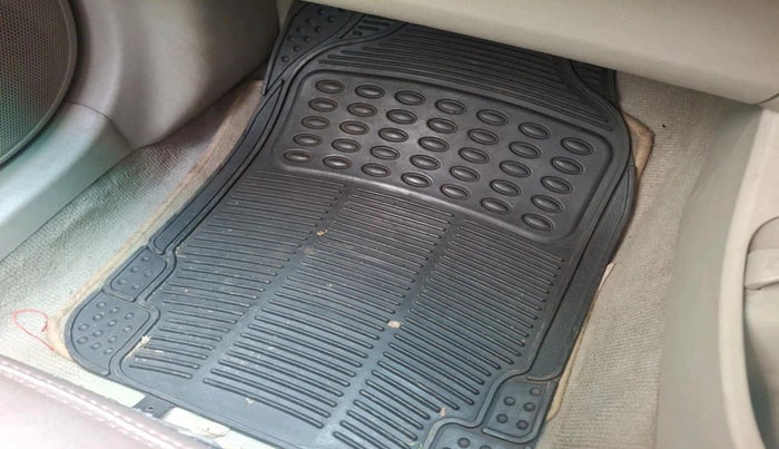 2012 Toyota Corolla Altis G PETROL, Petrol, Manual, 1,45,422 km, interior