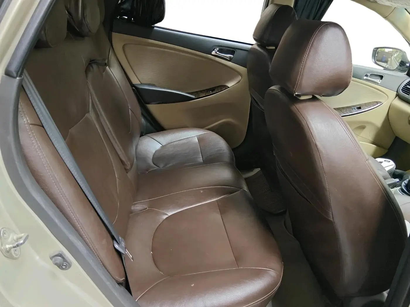 2012 Hyundai Verna FLUIDIC 1.6 VTVT SX, Petrol, Manual, 60,194 km, interior