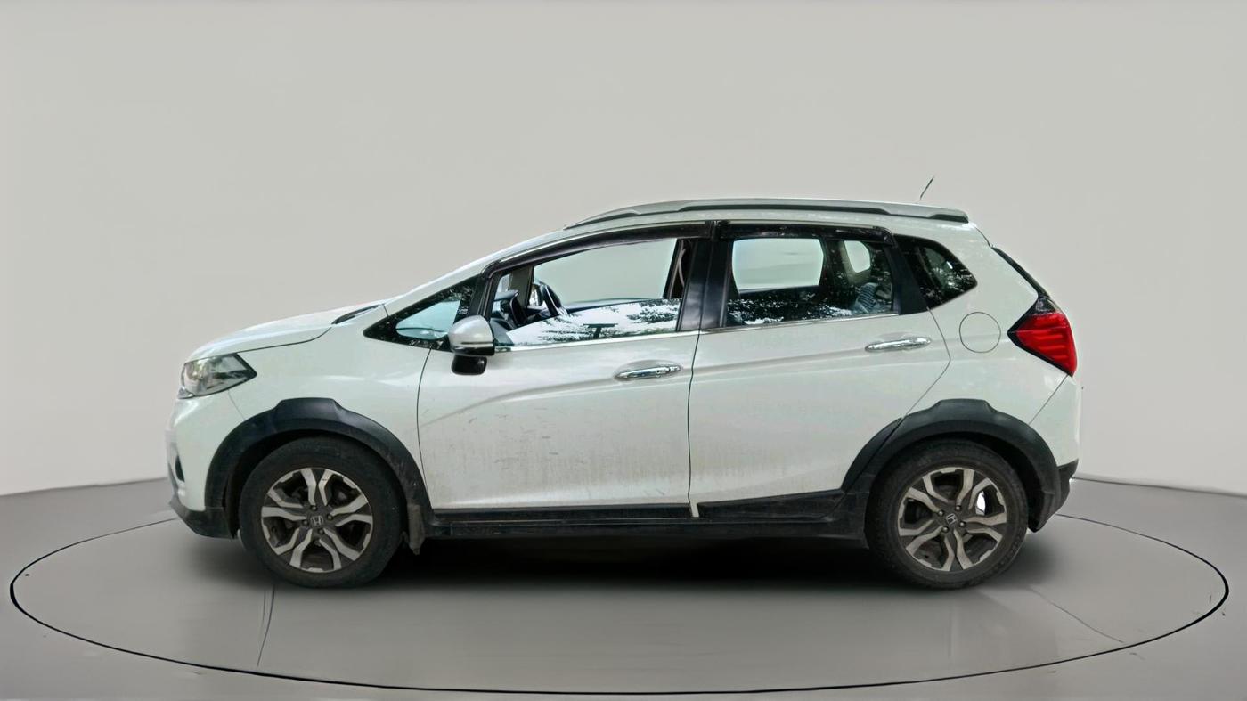 2018 Honda WR-V 1.5L I-DTEC VX MT, Diesel, Manual, 73,860 km, exterior