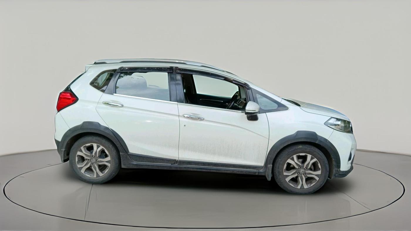2018 Honda WR-V 1.5L I-DTEC VX MT, Diesel, Manual, 73,860 km, exterior