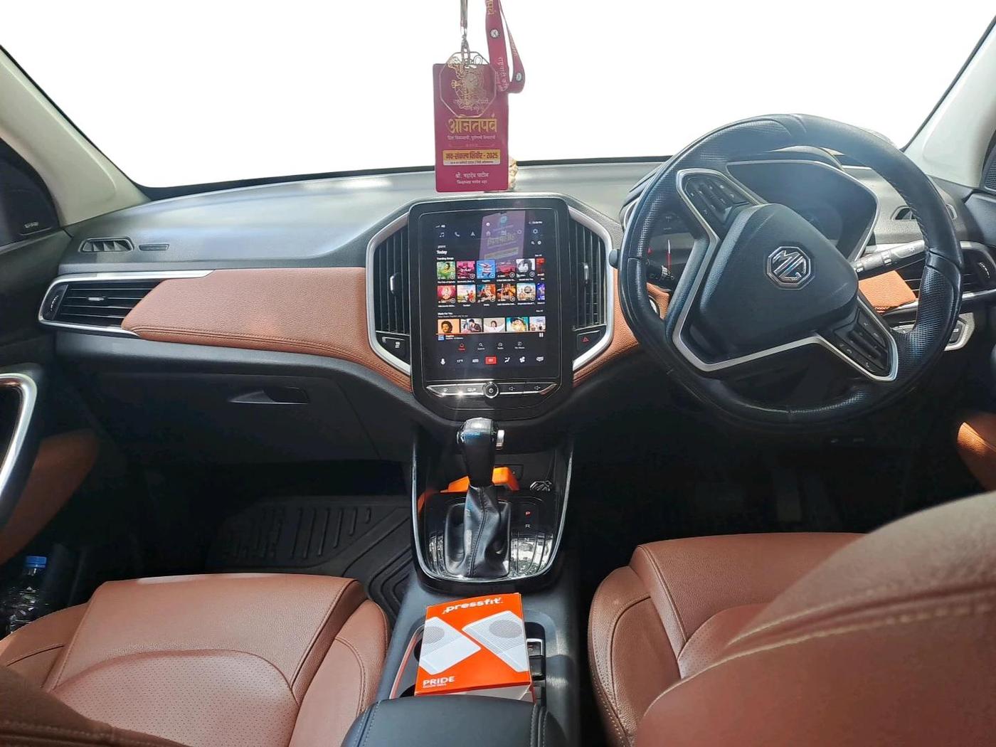 2020 MG HECTOR PLUS SHARP 1.5 PETROL TURBO DCT 6-STR, Petrol, Automatic, 41,908 km, interior