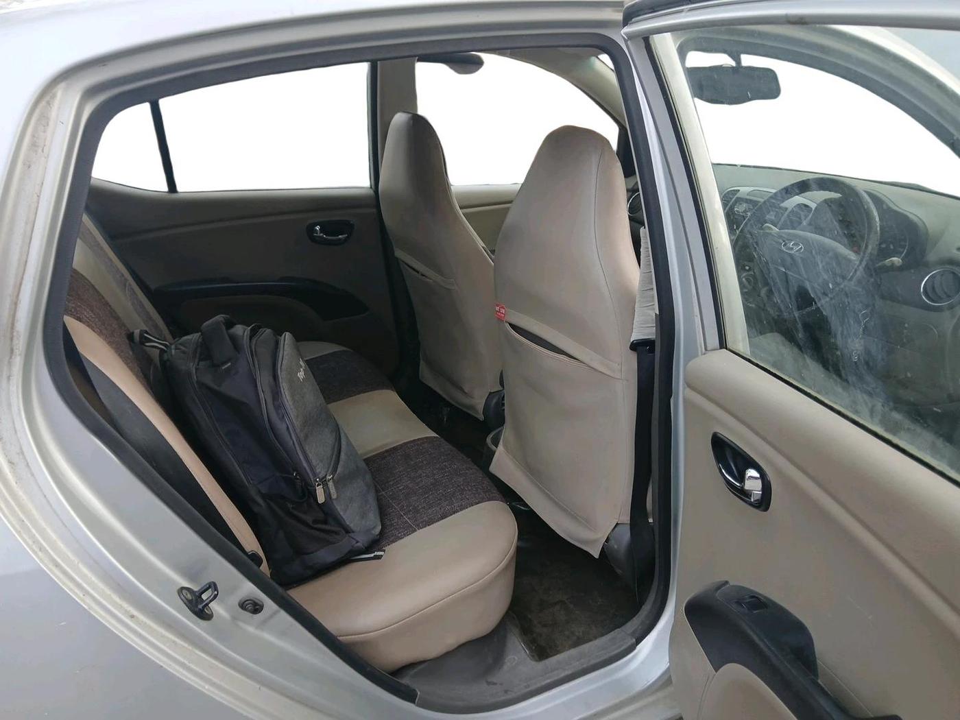 2013 Hyundai i10 MAGNA 1.2, Petrol, Manual, 40,461 km, interior