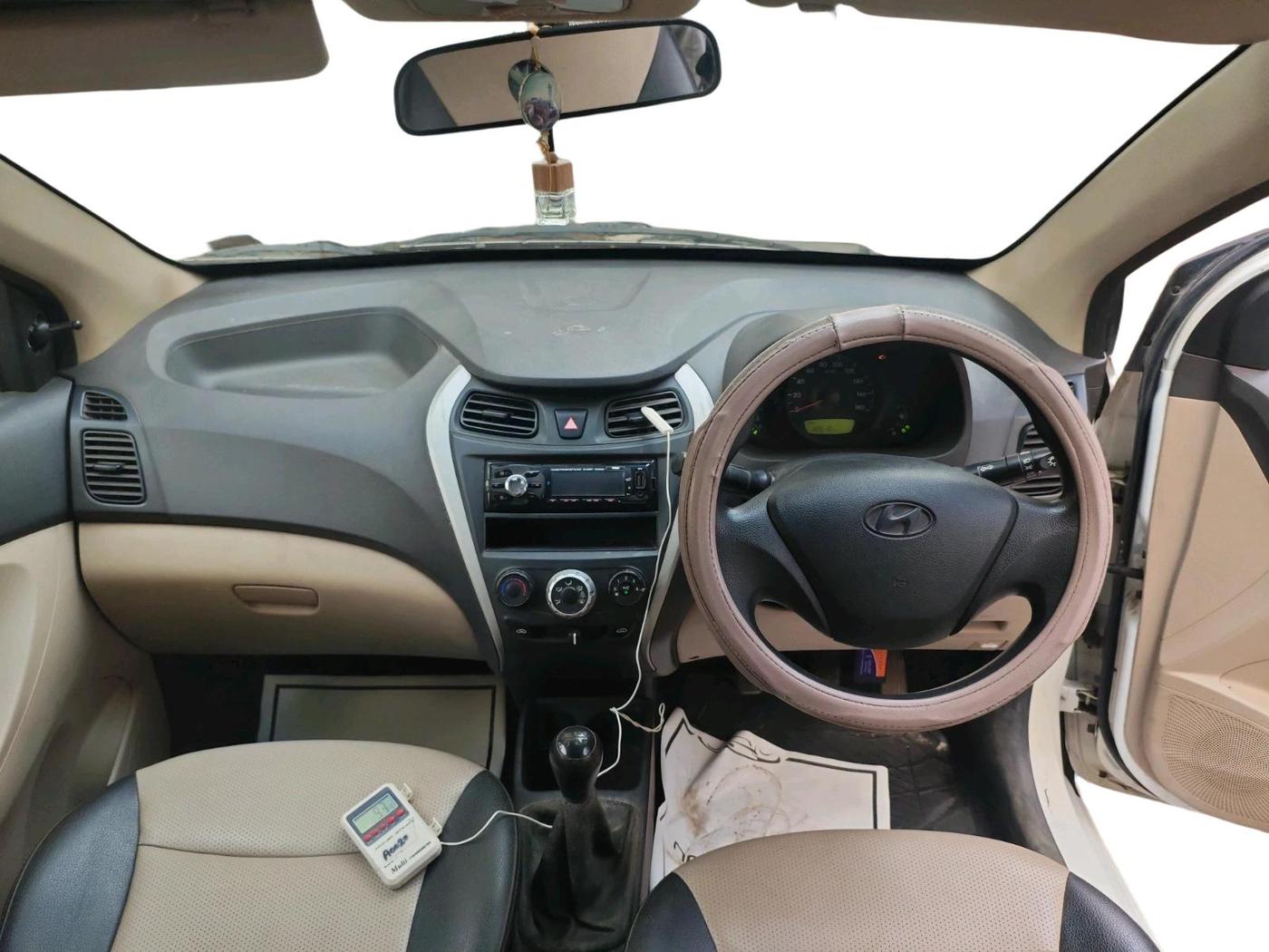 2016 Hyundai Eon ERA +, Petrol, Manual, 38,796 km, interior