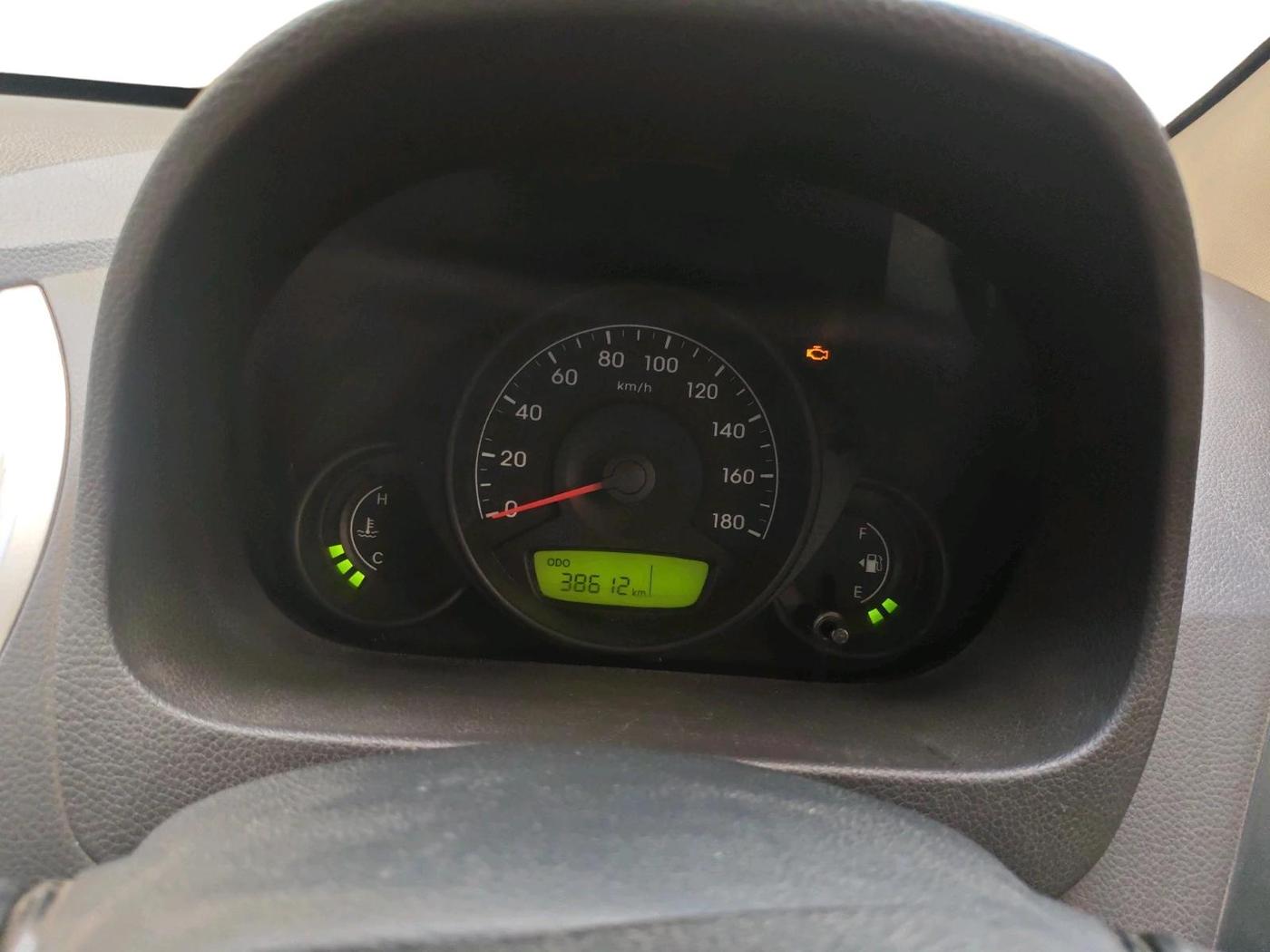 2016 Hyundai Eon ERA +, Petrol, Manual, 38,796 km, interior
