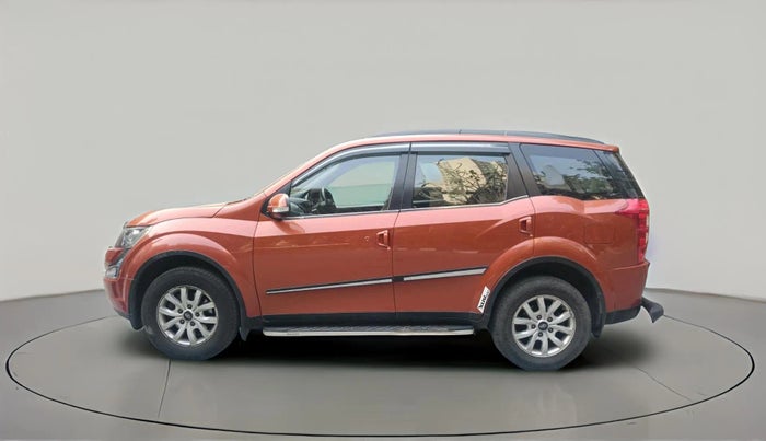 2015 Mahindra XUV500 W10, Diesel, Manual, 33,744 km, exterior