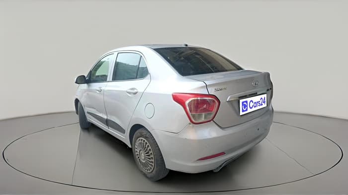 2016 Hyundai Xcent BASE 1.1, Diesel, Manual, 1,22,918 km, exterior