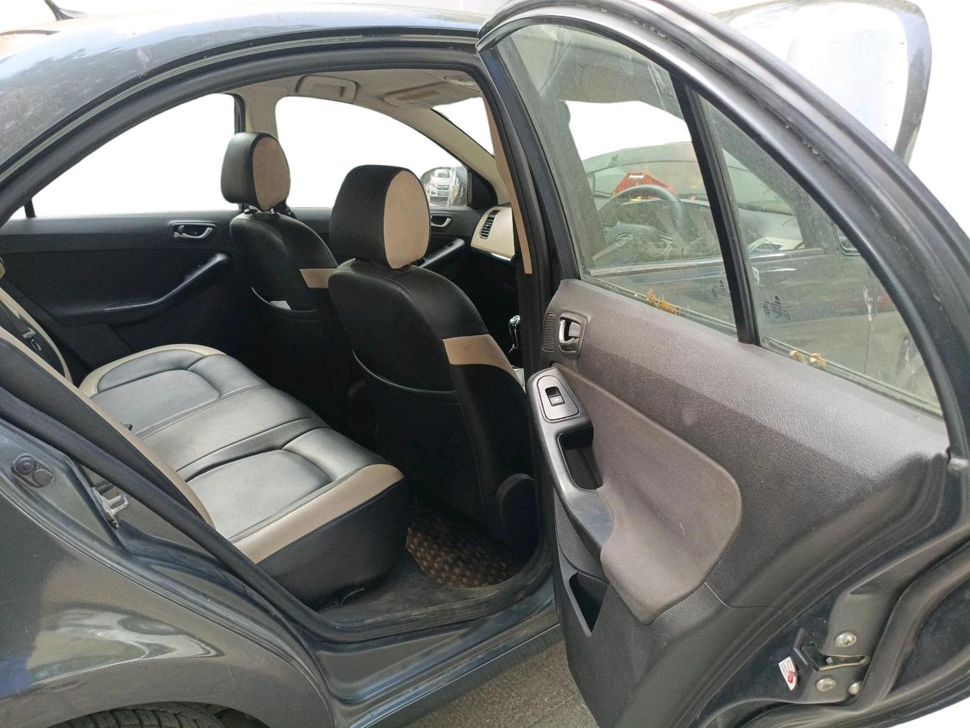 2015 Tata Zest XT PETROL, Petrol, Manual, 58,748 km, interior