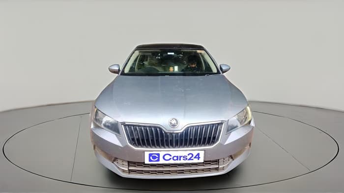 2017 Skoda Superb L&K 1.8 TSI AT, Petrol, Automatic, 69,175 km, exterior