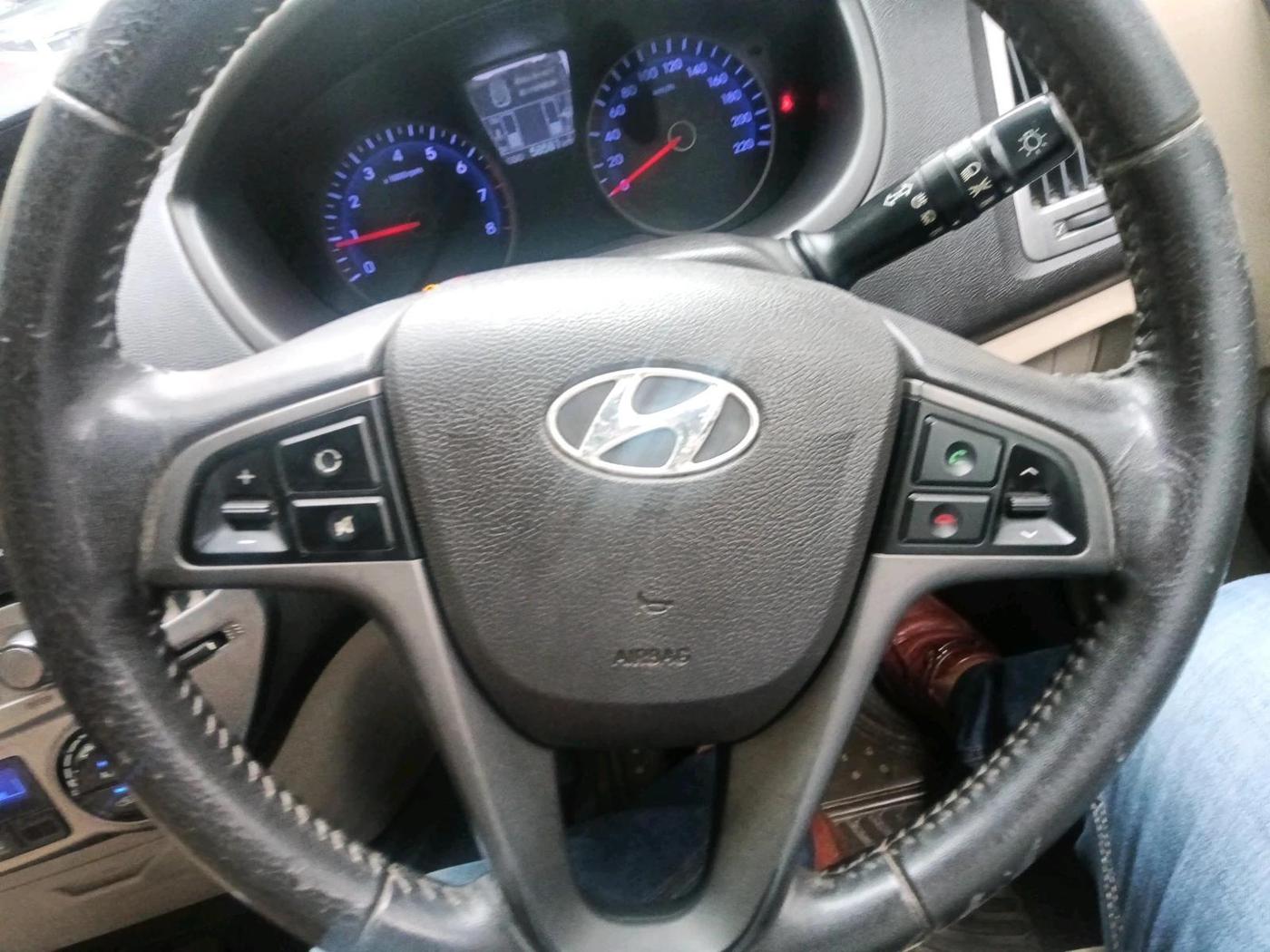 2012 Hyundai i20 ASTA 1.2, Petrol, Manual, 58,581 km, interior