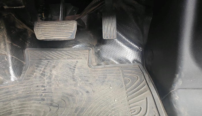 2021 Mahindra XUV700 AX 7 LUXURY P AT 7 STR, Petrol, Automatic, 45,870 km, interior