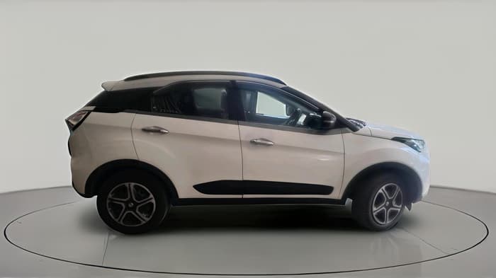 2022 Tata NEXON XMA SUNROOF PETROL, CNG, Automatic, 24,383 km, exterior