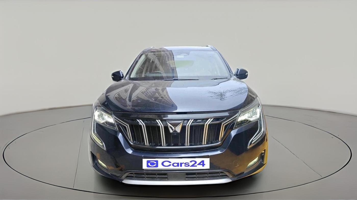 2022 Mahindra XUV700 AX 7 LUXURY D AT 7 STR, Diesel, Automatic, 55,725 km, exterior