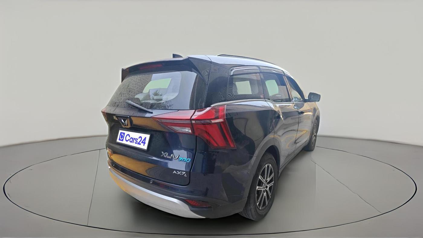 2022 Mahindra XUV700 AX 7 LUXURY D AT 7 STR, Diesel, Automatic, 55,725 km, exterior