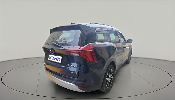 2022 Mahindra XUV700 AX 7 LUXURY D AT 7 STR, Diesel, Automatic, 55,725 km, exterior