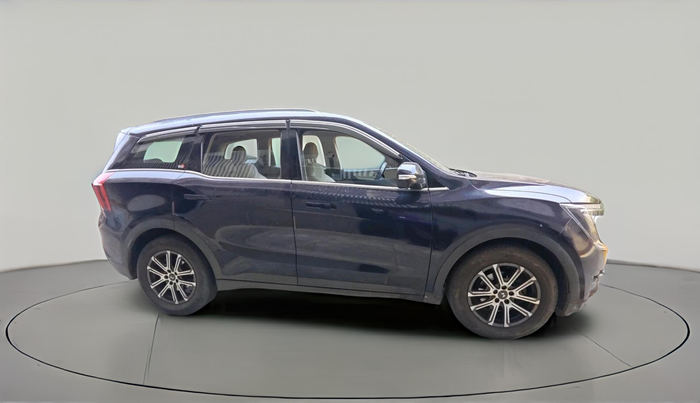 2022 Mahindra XUV700 AX 7 LUXURY D AT 7 STR, Diesel, Automatic, 55,725 km, exterior