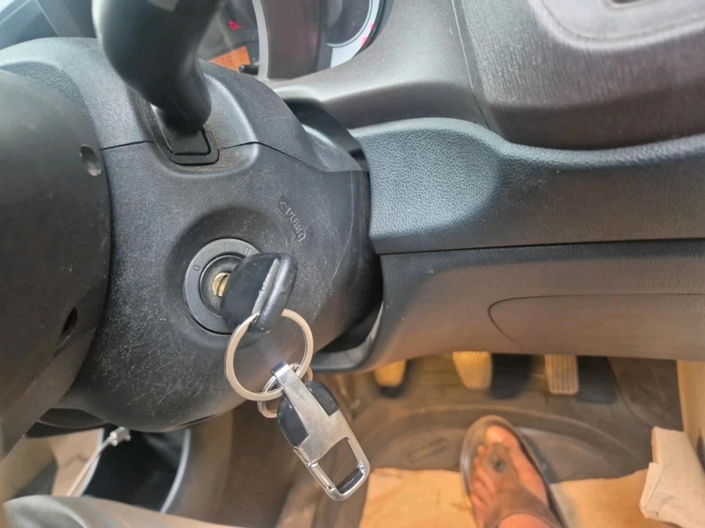 2013 Honda Brio E MT, Petrol, Manual, 51,230 km, interior