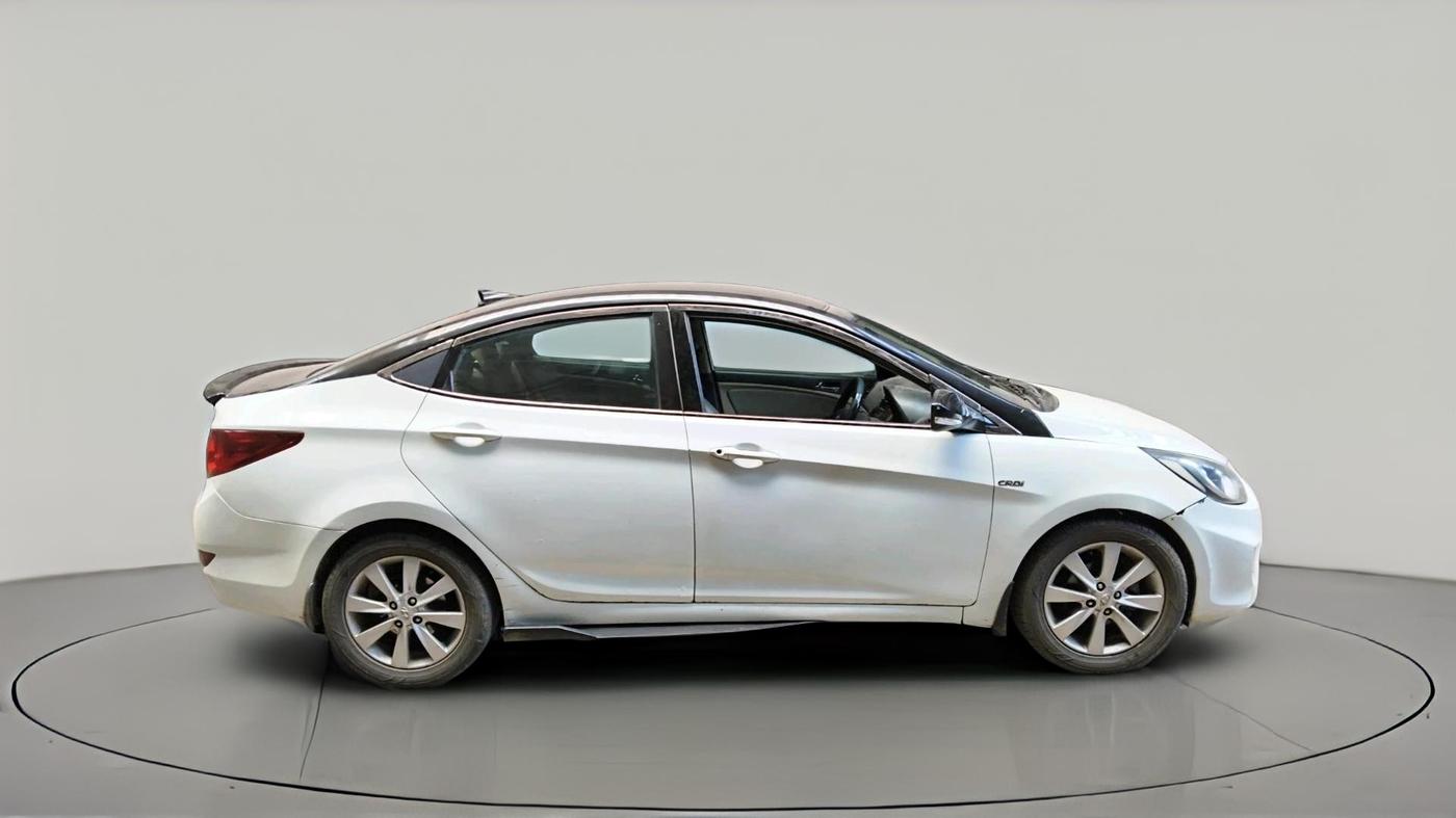 2012 Hyundai Verna FLUIDIC 1.6 CRDI EX, Diesel, Manual, 27,654 km, exterior