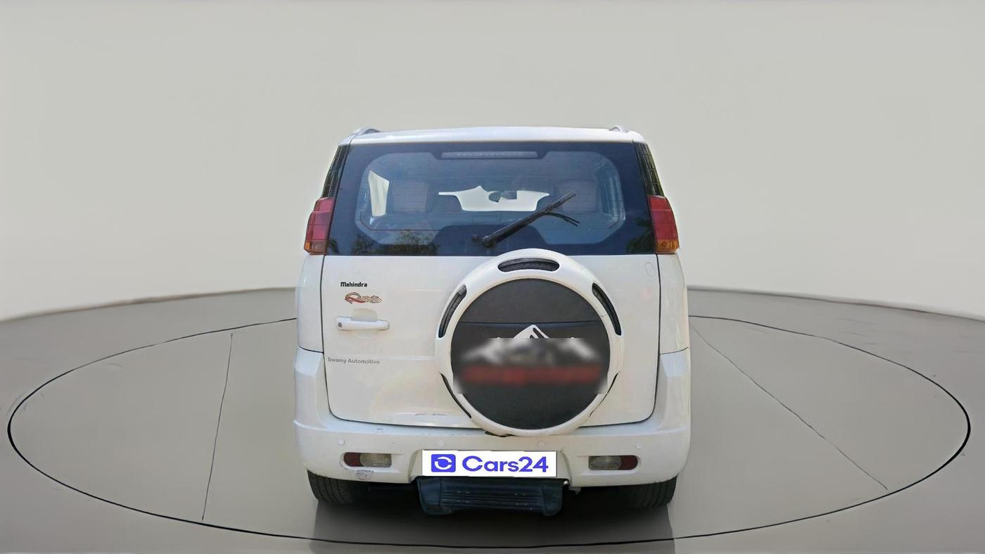 2012 Mahindra Quanto C6, Diesel, Manual, 81,227 km, exterior