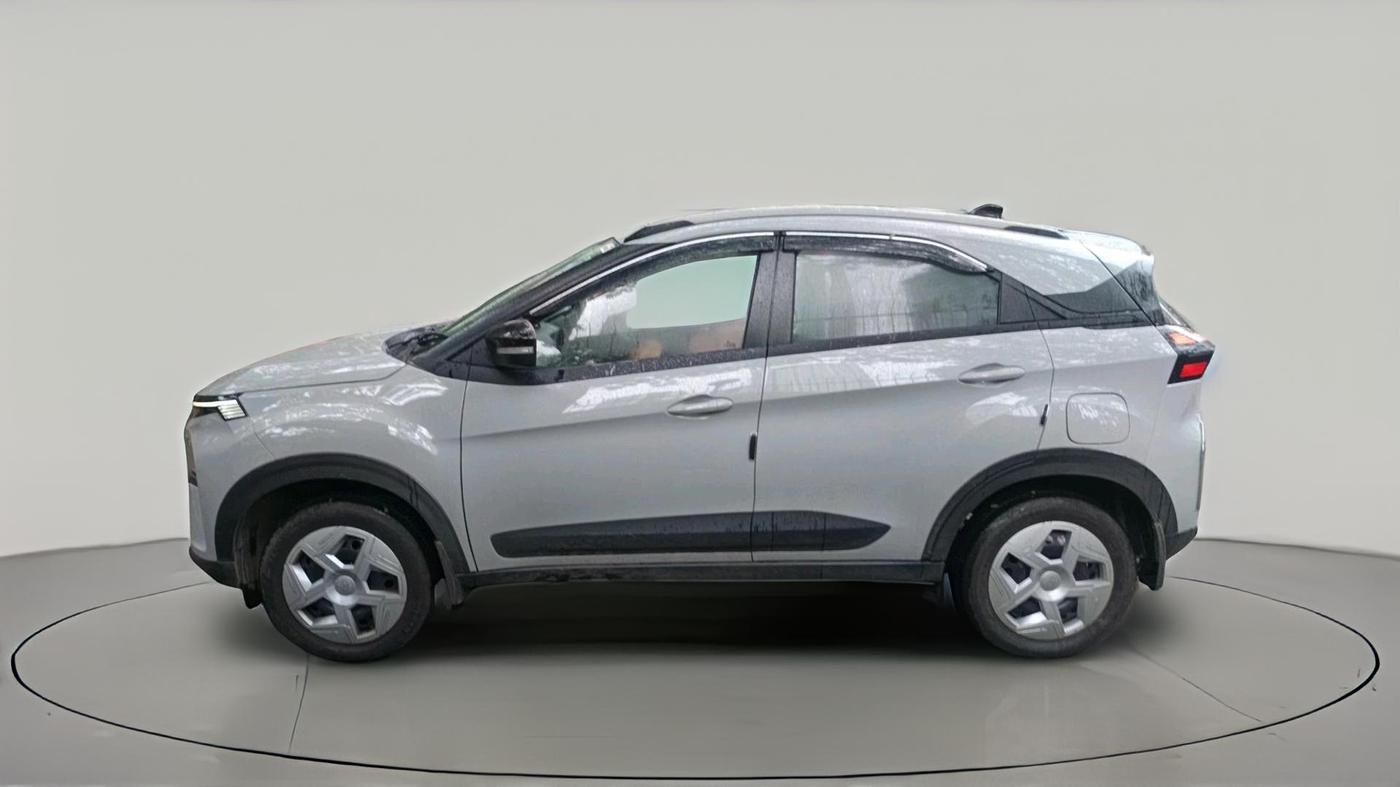 2025 Tata NEXON Pure Plus 1.2 Petrol 6MT, Petrol, Manual, 4,586 km, exterior