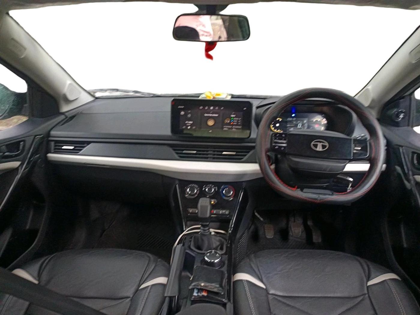 2025 Tata NEXON Pure Plus 1.2 Petrol 6MT, Petrol, Manual, 4,586 km, interior