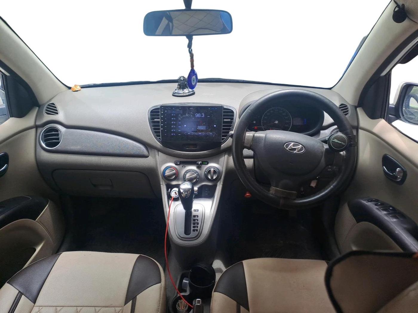 2013 Hyundai i10 SPORTZ 1.2 AT, Petrol, Automatic, 57,828 km, interior