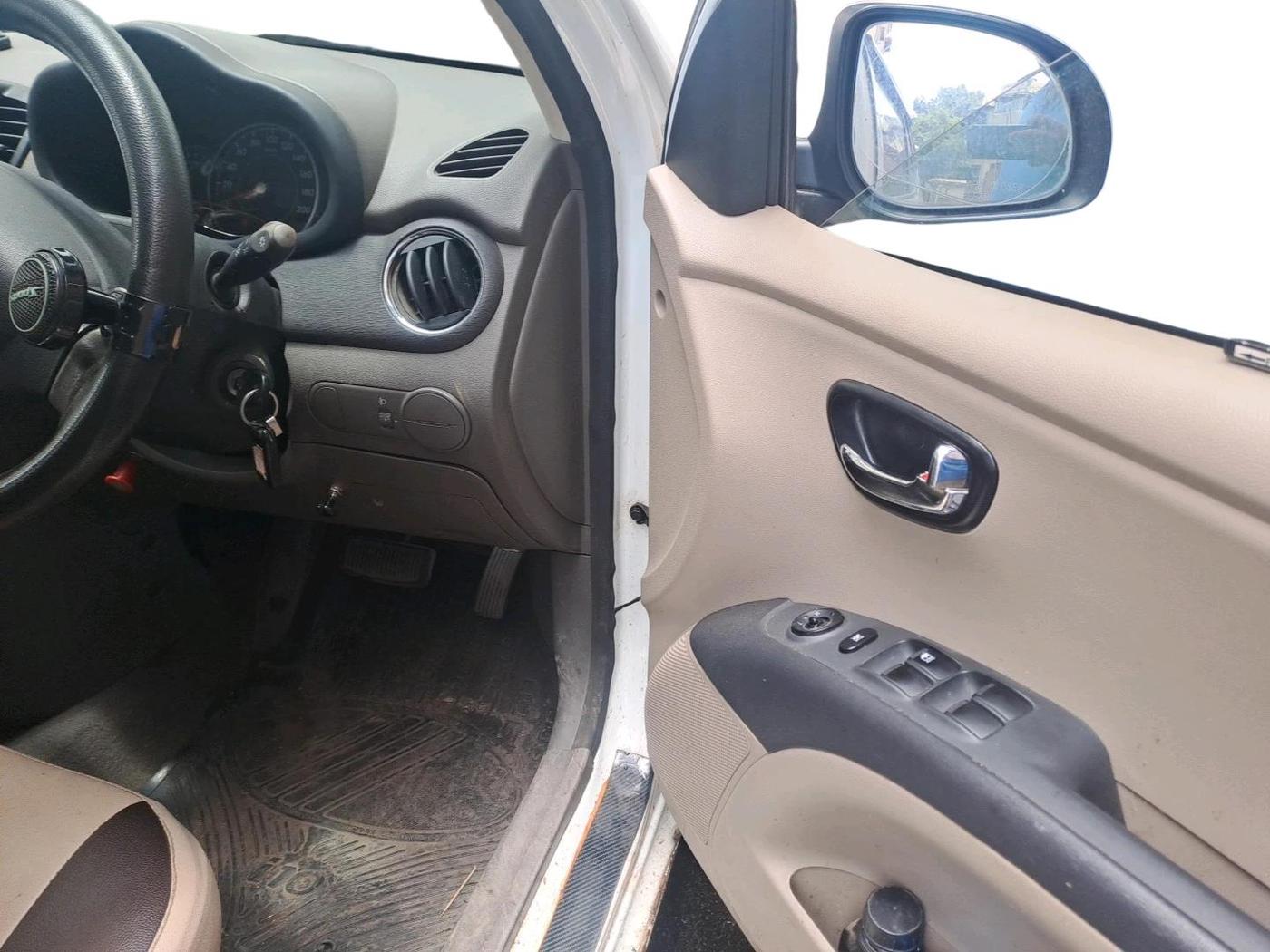 2013 Hyundai i10 SPORTZ 1.2 AT, Petrol, Automatic, 57,828 km, interior