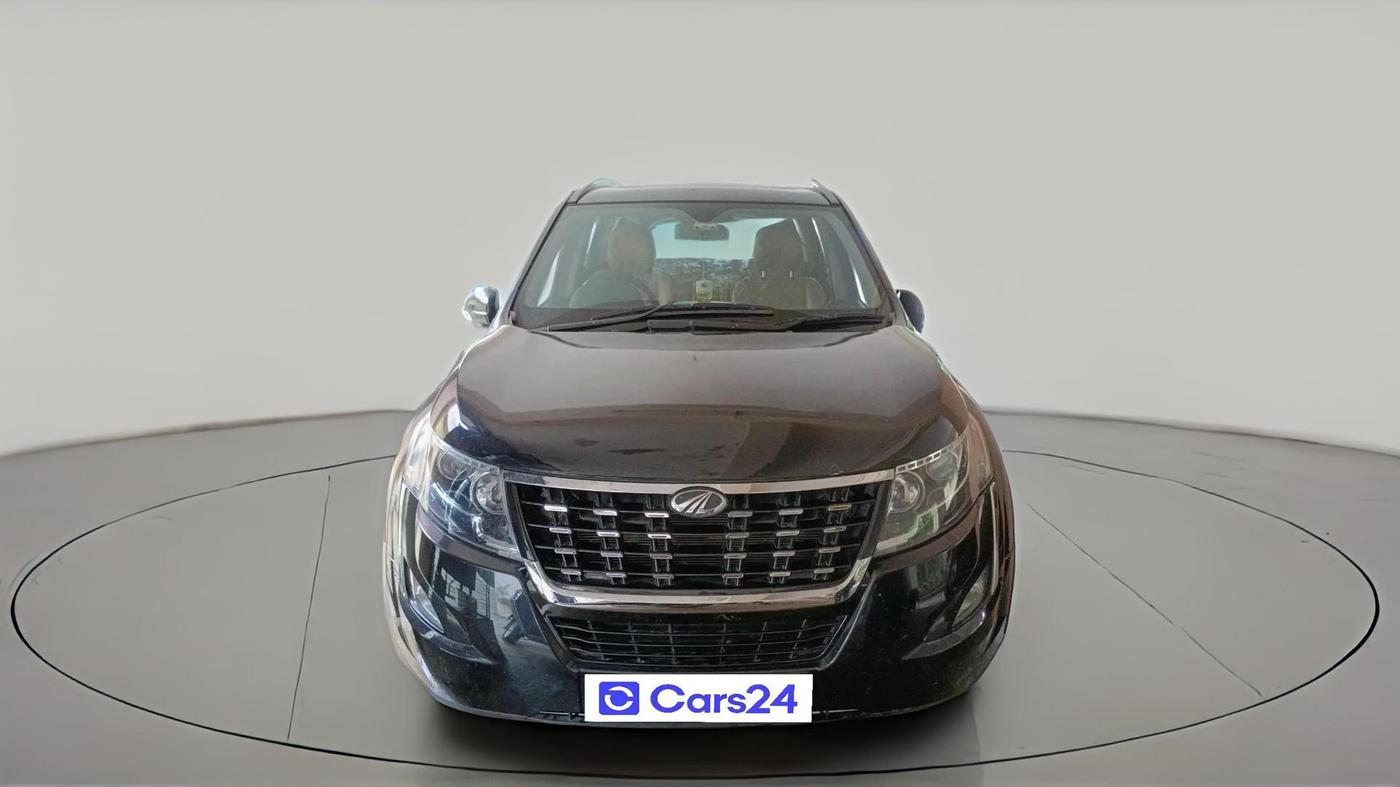 2021 Mahindra XUV500 W11 AT, Diesel, Automatic, 50,983 km, exterior