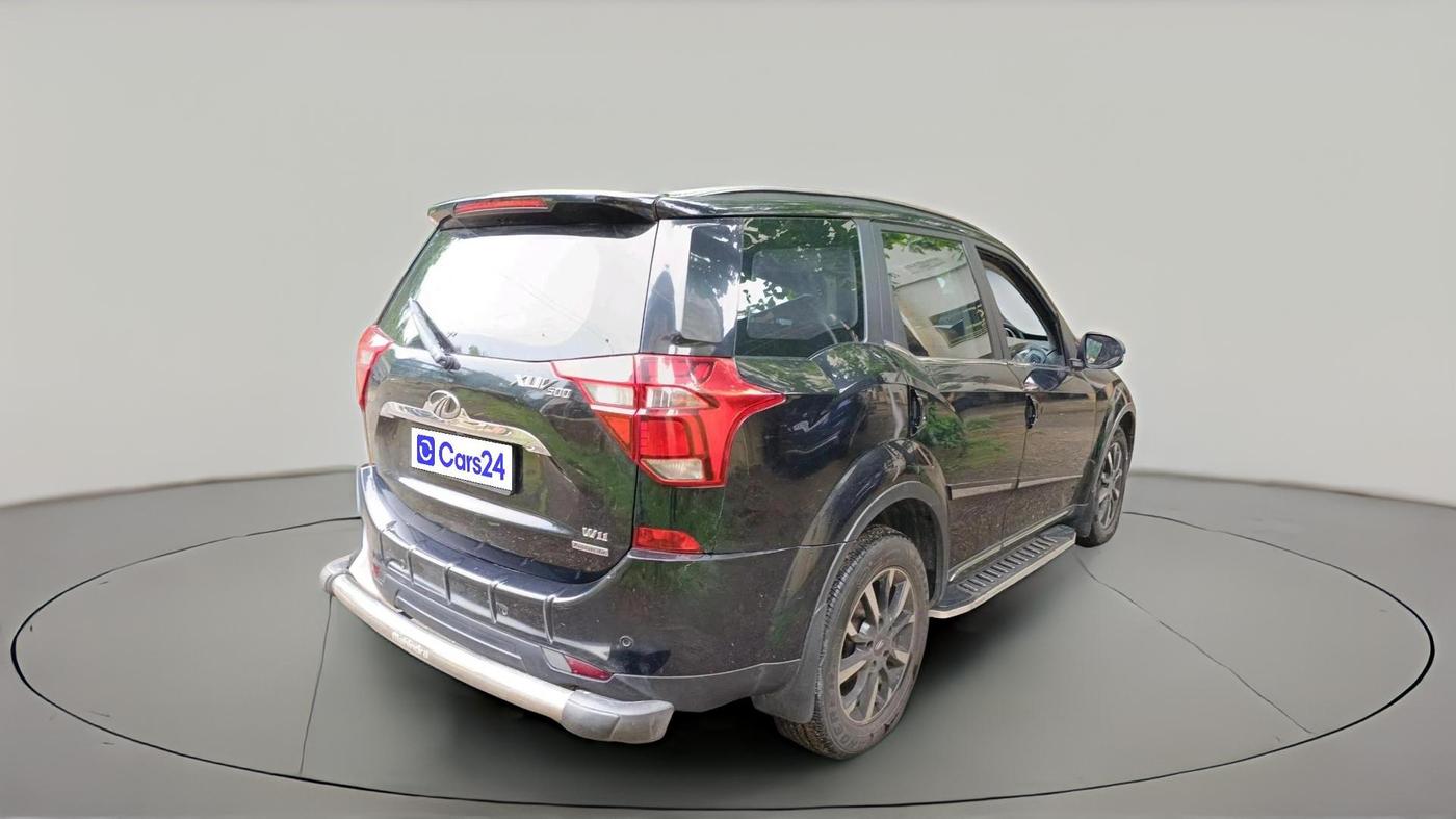 2021 Mahindra XUV500 W11 AT, Diesel, Automatic, 50,983 km, exterior
