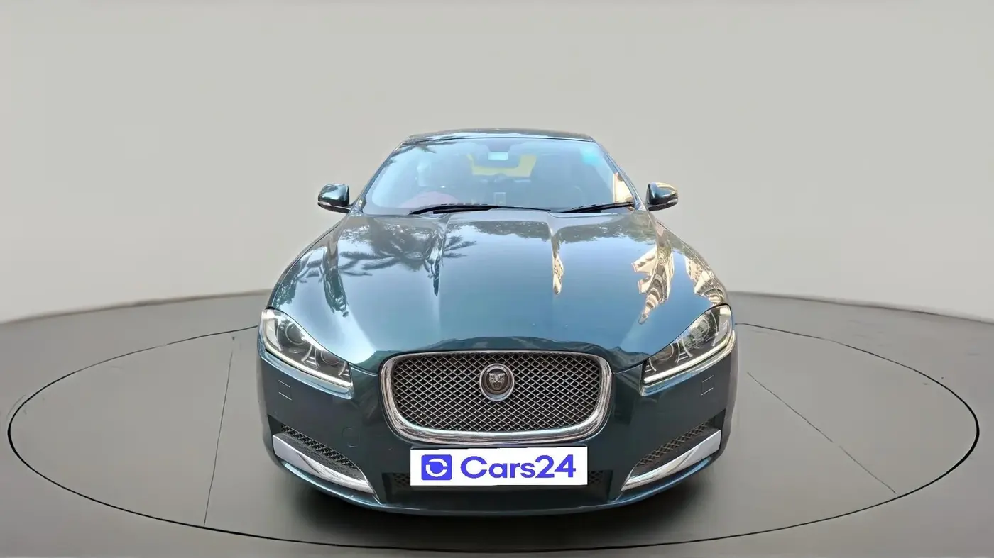 2013 Jaguar XF 2.2 DIESEL LUXURY, Diesel, Automatic, 1,54,499 km, exterior