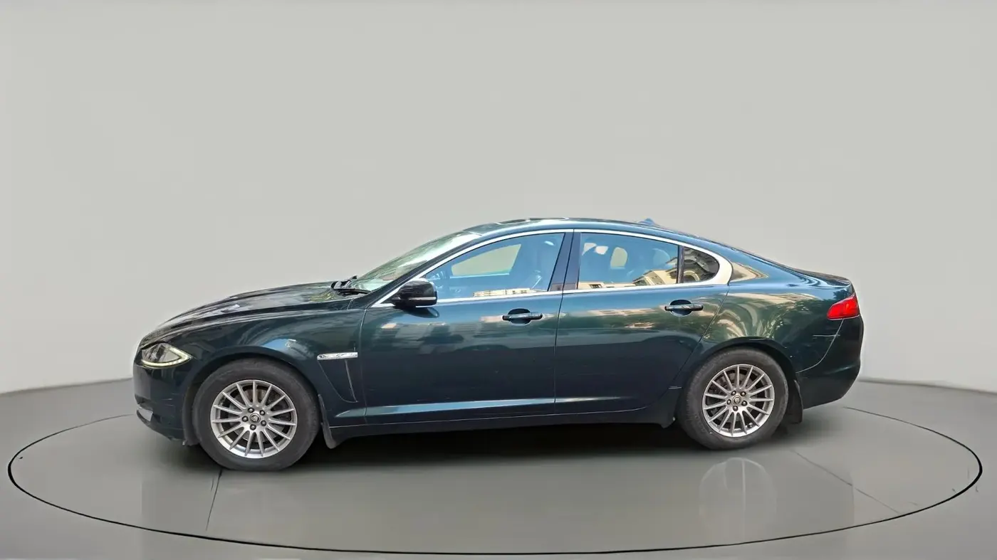 2013 Jaguar XF 2.2 DIESEL LUXURY, Diesel, Automatic, 1,54,499 km, exterior