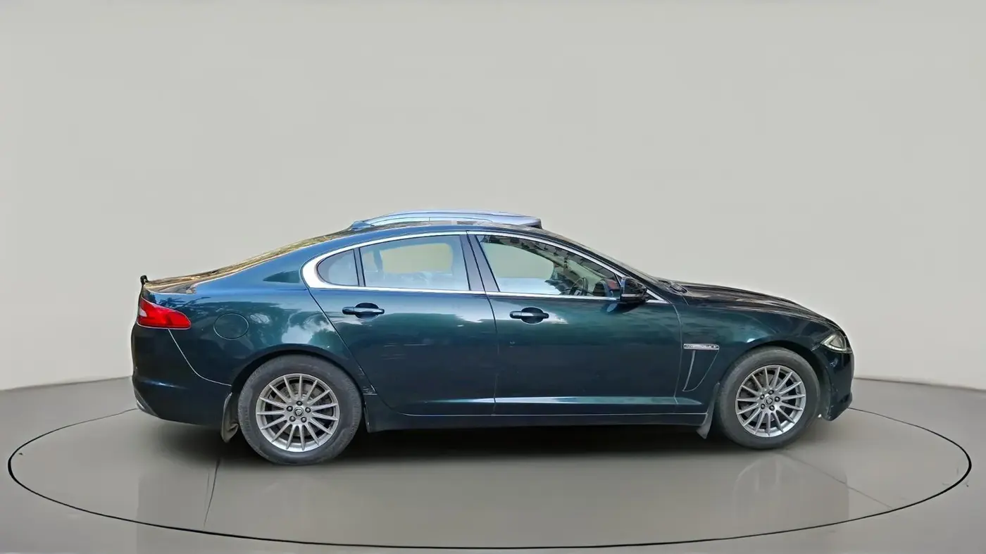 2013 Jaguar XF 2.2 DIESEL LUXURY, Diesel, Automatic, 1,54,499 km, exterior