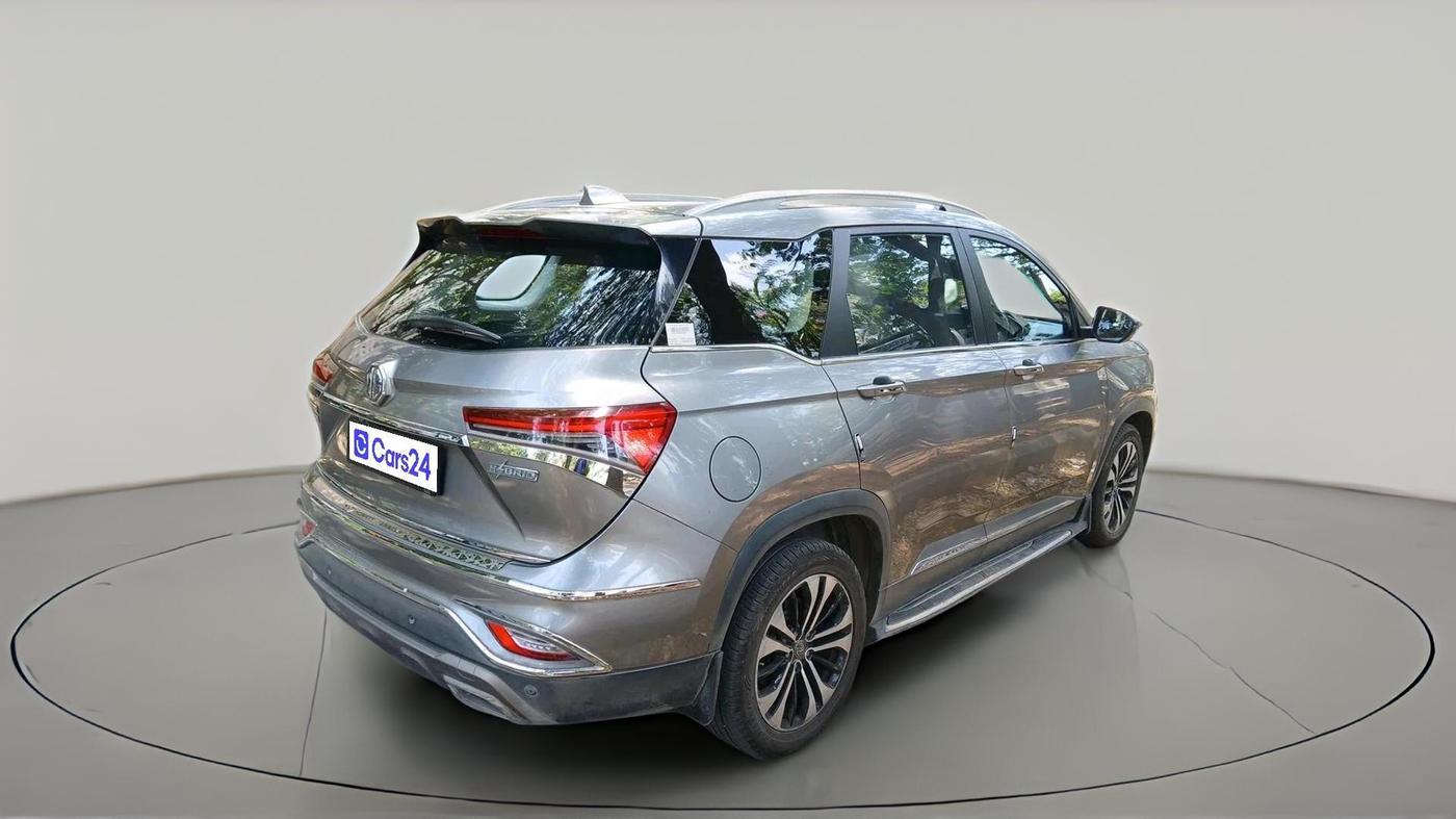 2022 MG HECTOR PLUS SHARP 1.5 PETROL TURBO HYBRID MT 6-STR, Petrol, Manual, 34,812 km, exterior