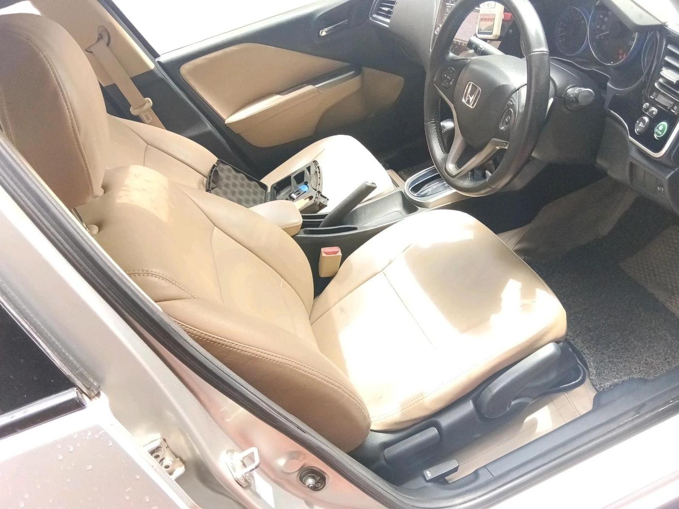 2016 Honda City 1.5L I-VTEC VX CVT, Petrol, Automatic, 53,562 km, interior