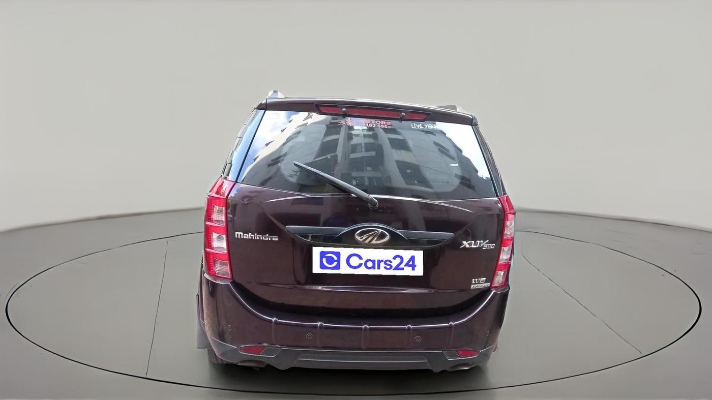 2017 Mahindra XUV500 W6 AT, Diesel, Automatic, 1,34,903 km, exterior