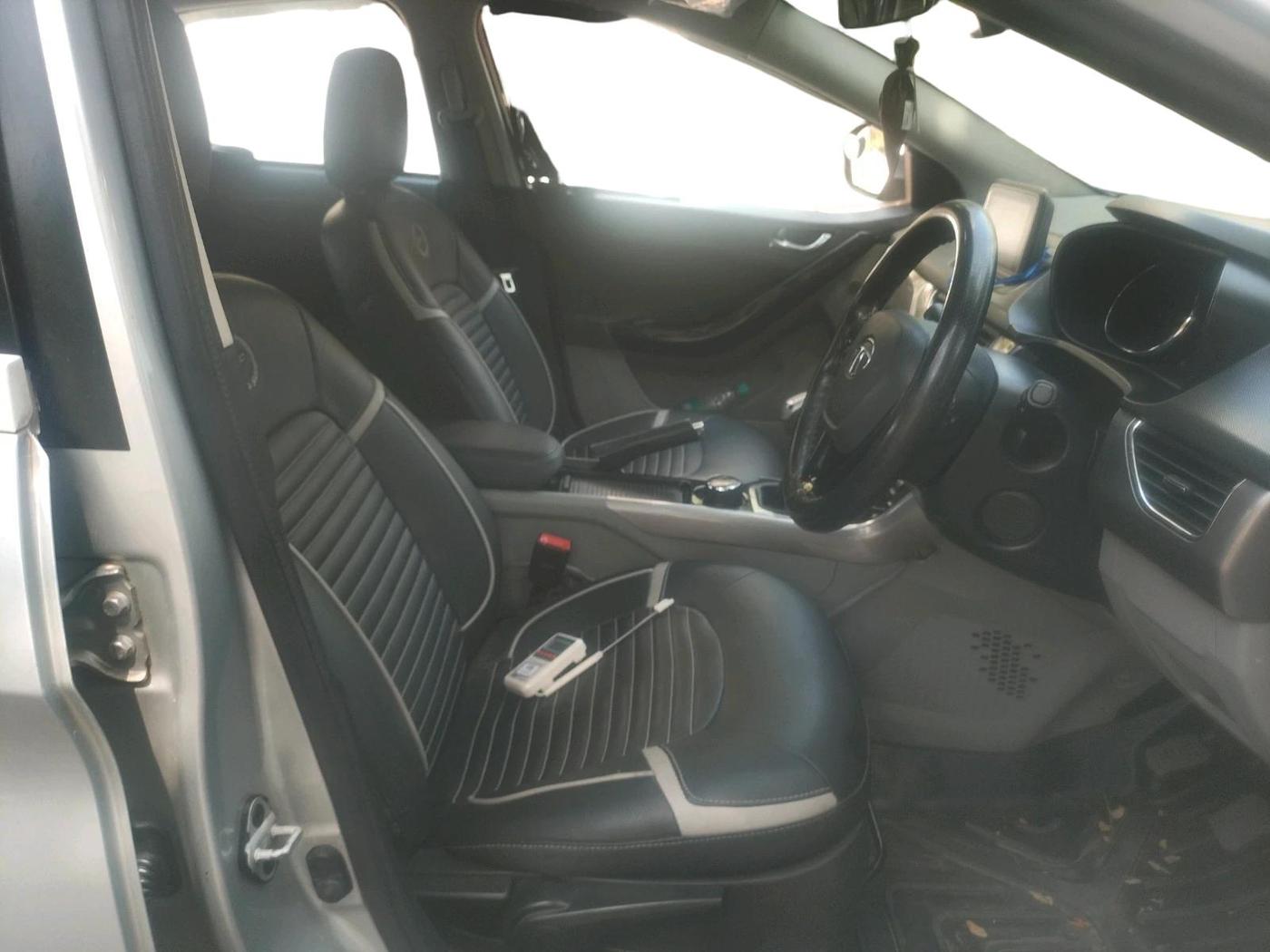 2019 Tata NEXON XZ PLUS PETROL, Petrol, Manual, 1,23,452 km, interior