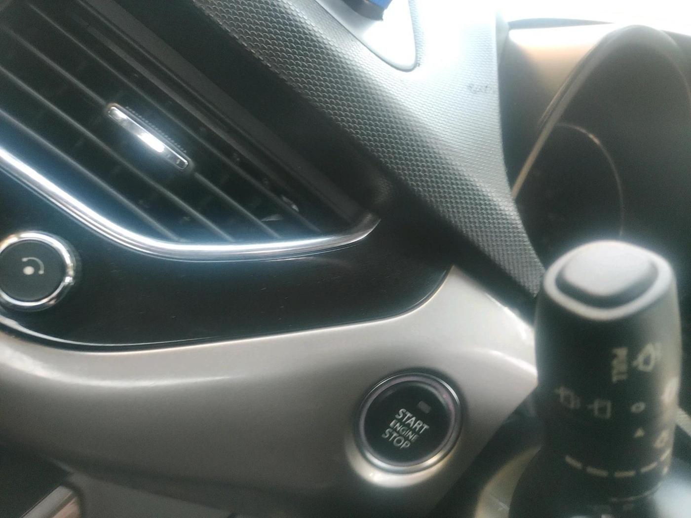 2019 Tata NEXON XZ PLUS PETROL, Petrol, Manual, 1,23,452 km, interior